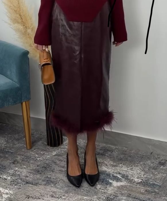 Юбка кожанная бордо