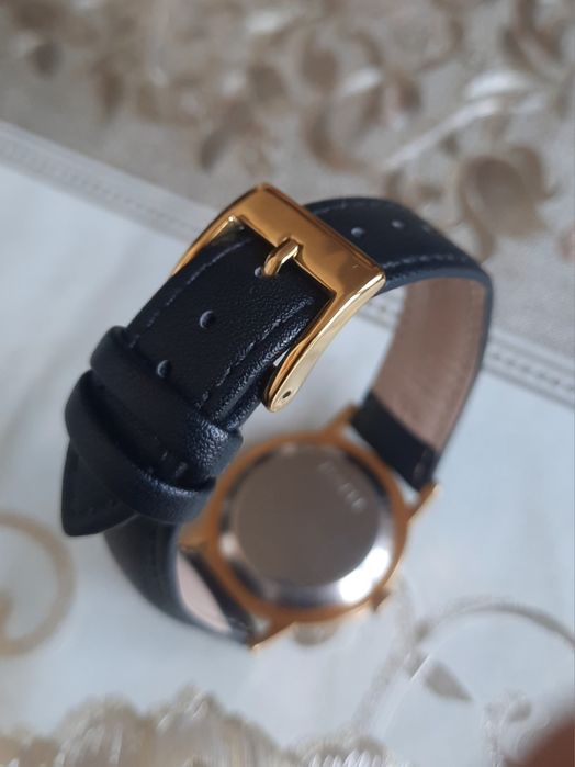 Позолоченные часы SEKONDA-Ау10