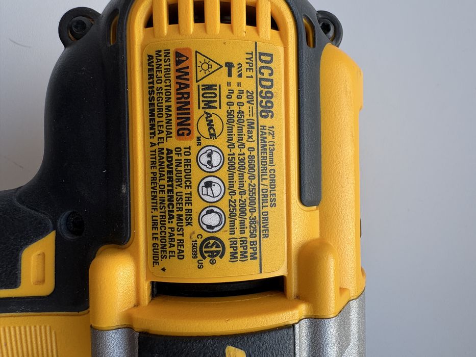 Шуруповерт DeWalt DCD996 20V