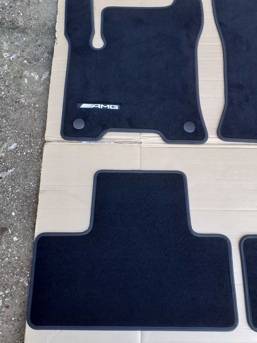 Presuri/covorase auto velur mocheta pt. MERCEDES EQB