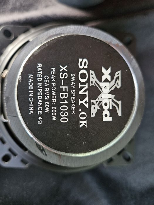 Динамики Sony 10см новые