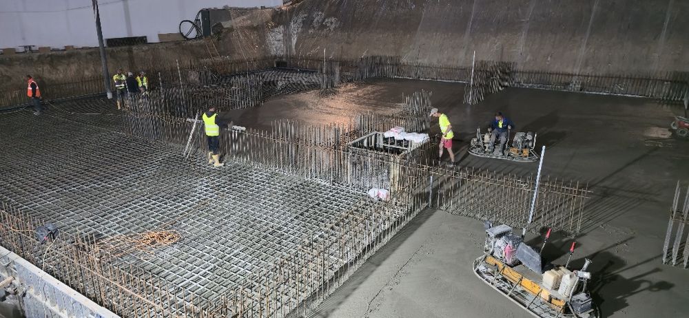 Pardoseli Industriale elicopterizate cu Cuart, turnare Finisare beton