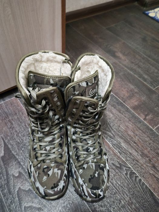 Продам ботинки 41 размер