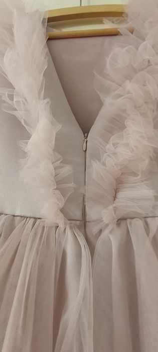 Платье праздничное