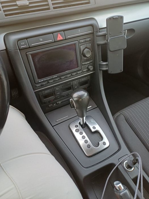 Audi A4 B7 2.0 TDI 140 CP Automată