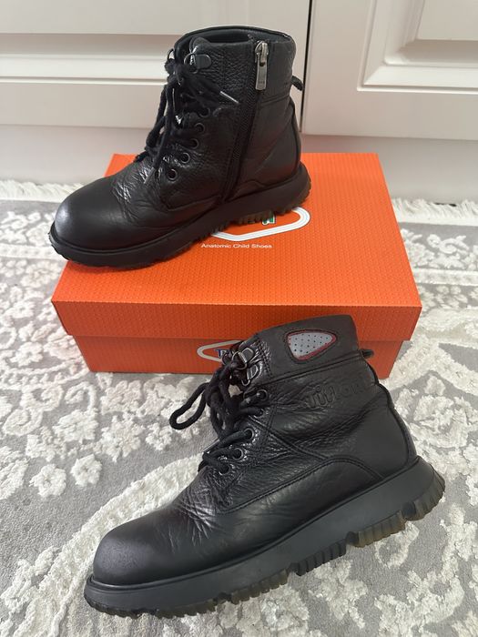 Продам зимние ботинки