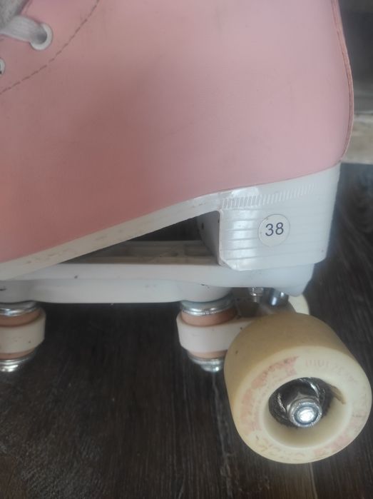 Ролкови кънки,,,