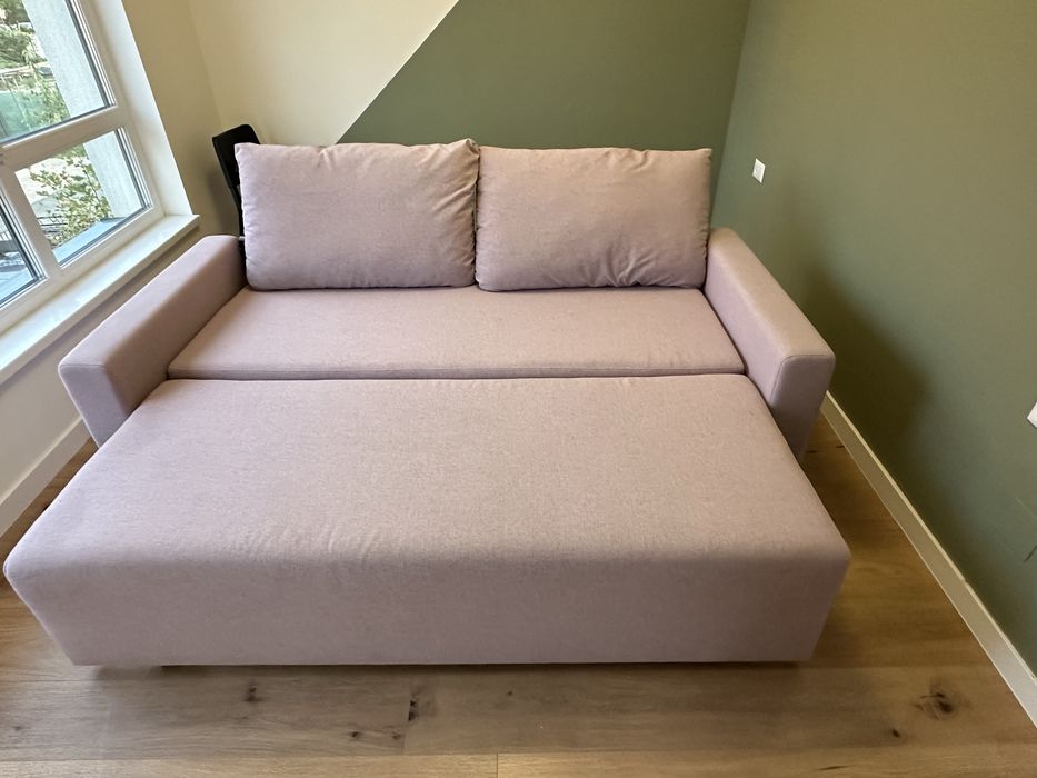 Canapea extensibila roz pudra