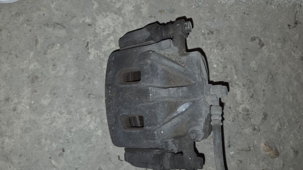 Комплект спирачни апарати за Субару Аутбек Б14 3.6