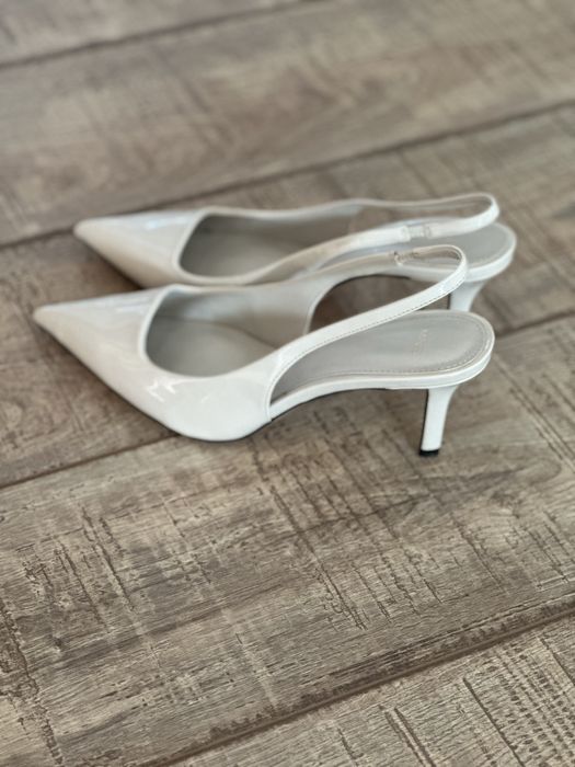 Pantofi stiletto MANGO