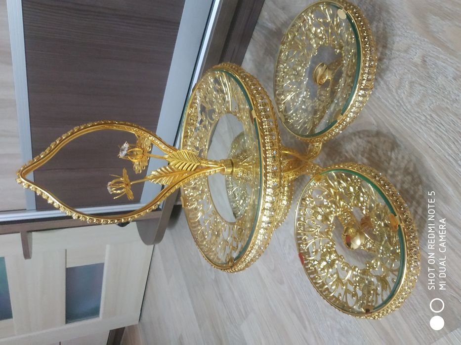 Продам менажницу 16000