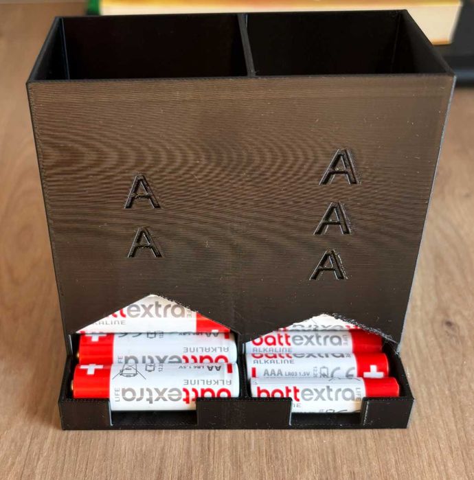 Cutii organizare diverse dimensiuni – depozitare practică și versatilă