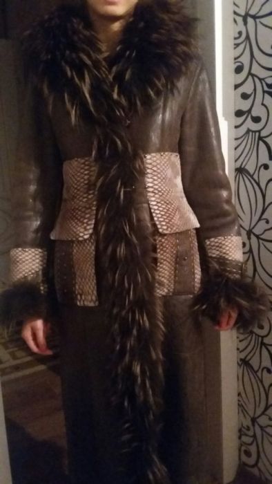 Удлиненная дубленка