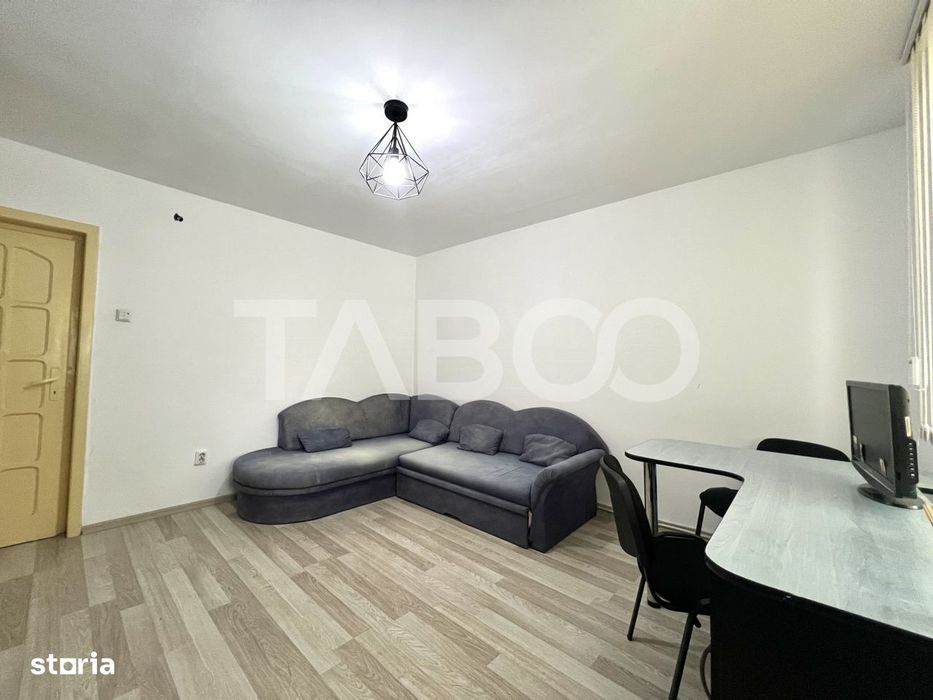 Apartament cu 3 camere in Gheorgheni Piata Mercur cu balcon si beci — fotografia 3