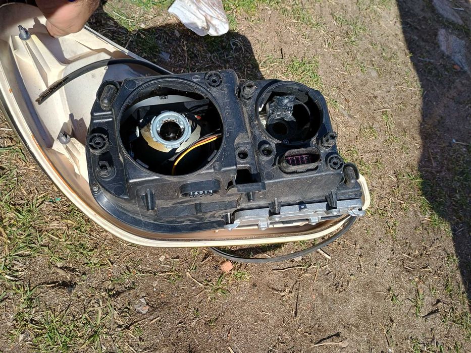 Всички парчета за всички коли джанти фарове гуми и т н