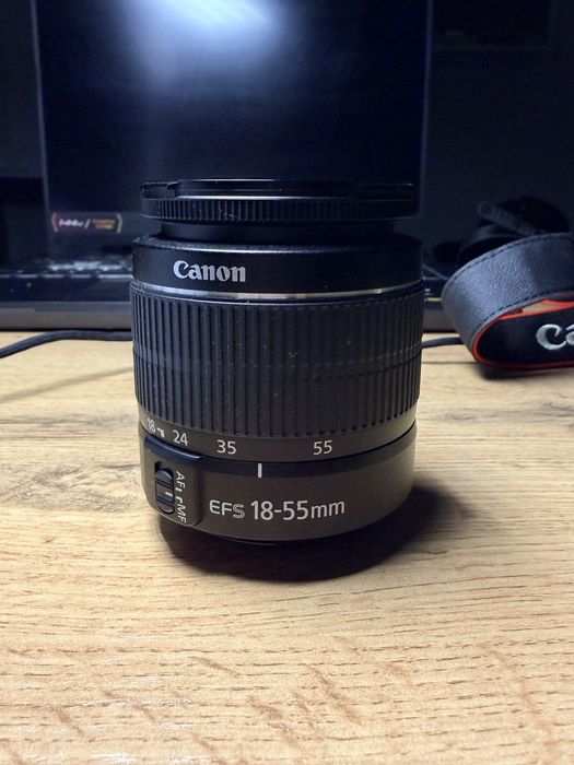 Зеркальная камера Canon EOS 4000D