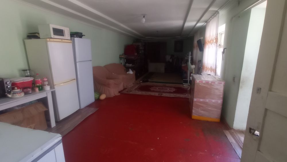 Дом 8 соток в хорошем тихом районе