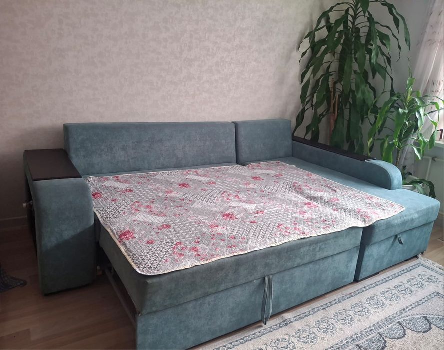 Продам раскладной диван