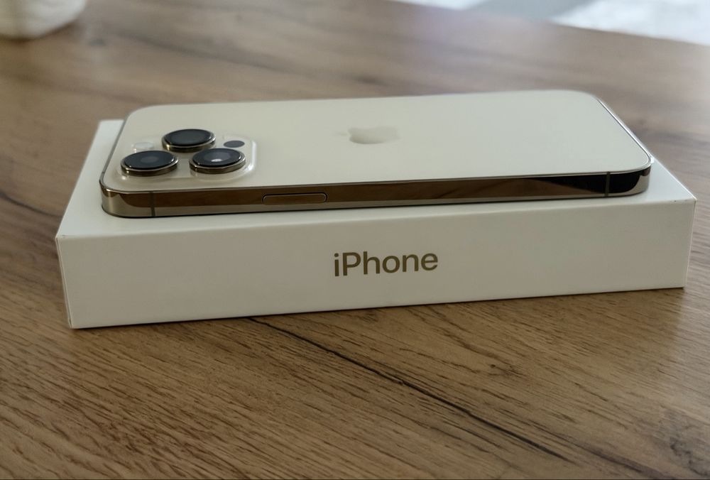 Vand iphone 14 pro max gold