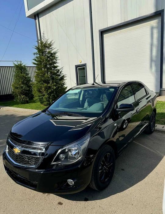 Chevrolet Cobalt Midnight MCM 2026