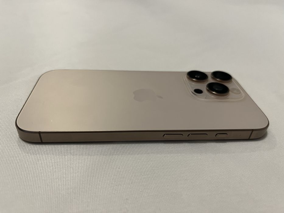 iPhone 16 Pro 256GB Desert Titanium