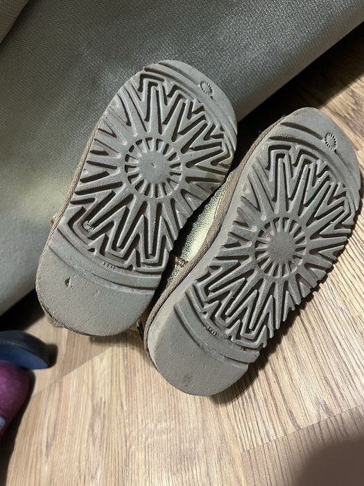 Угги детские кожаные