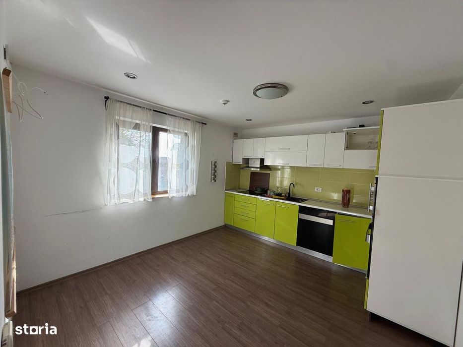 Casa individuala, noua P+2, cu pompe de caldura, CT si panouri 10kw