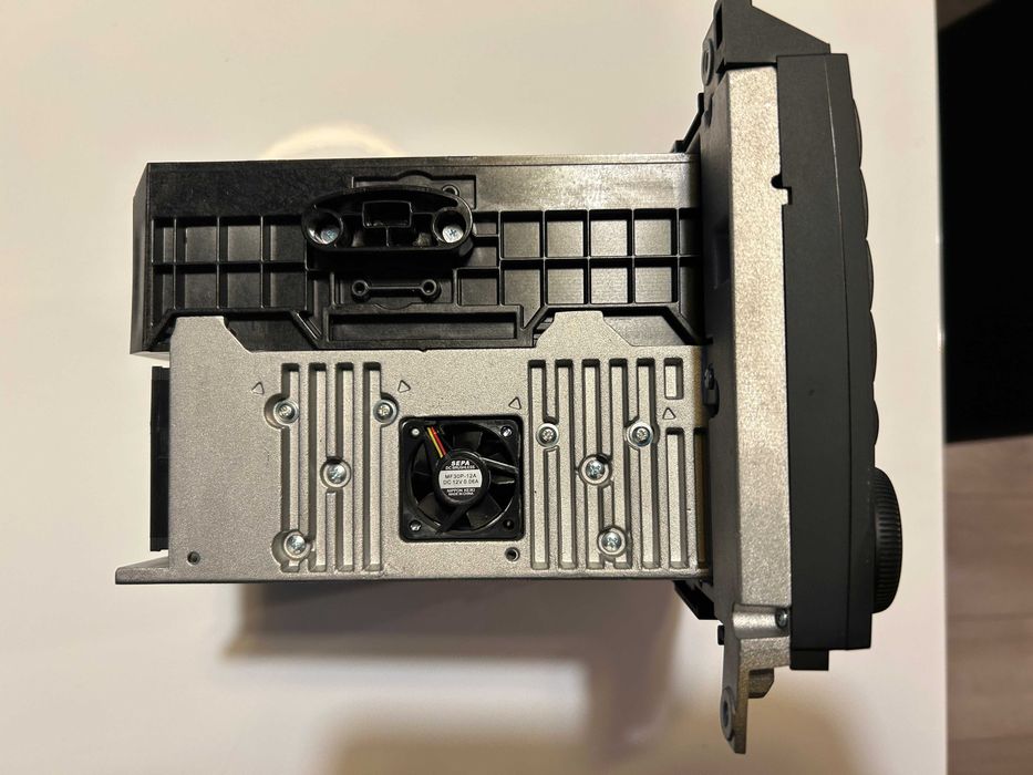 Оригинална мултимедия за Mercedes B Class – 6CD*Radio*B/T*USB