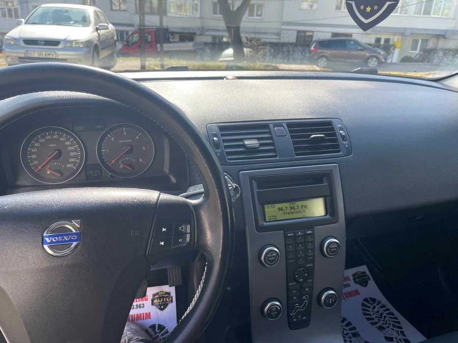 Volvo C30 1.6 Diesel 109 CP • 2010 • Consum mic • Stare bună