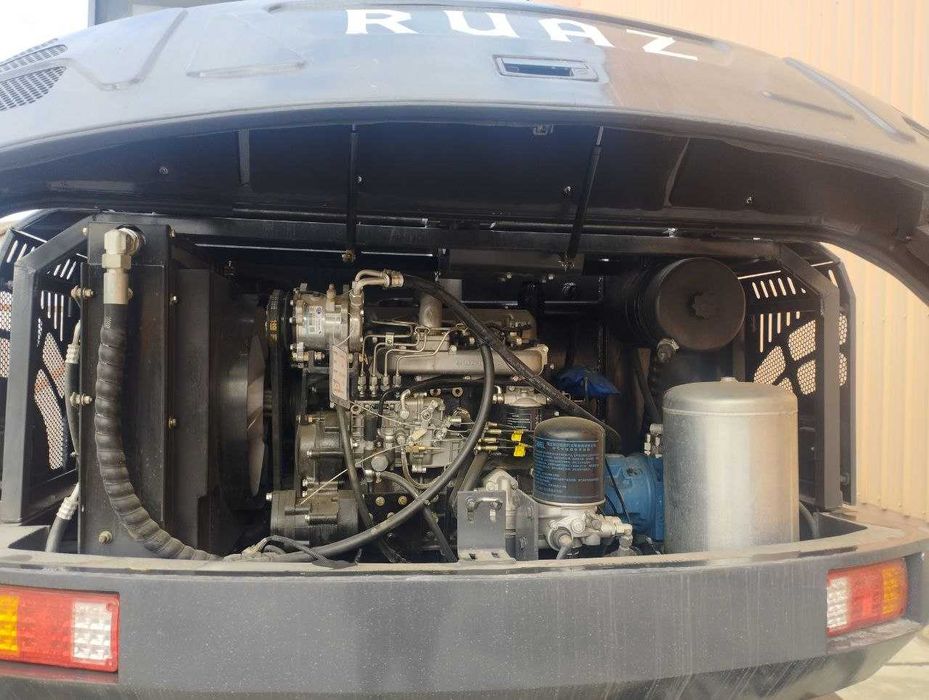 Колёсный экскаватор 0.3