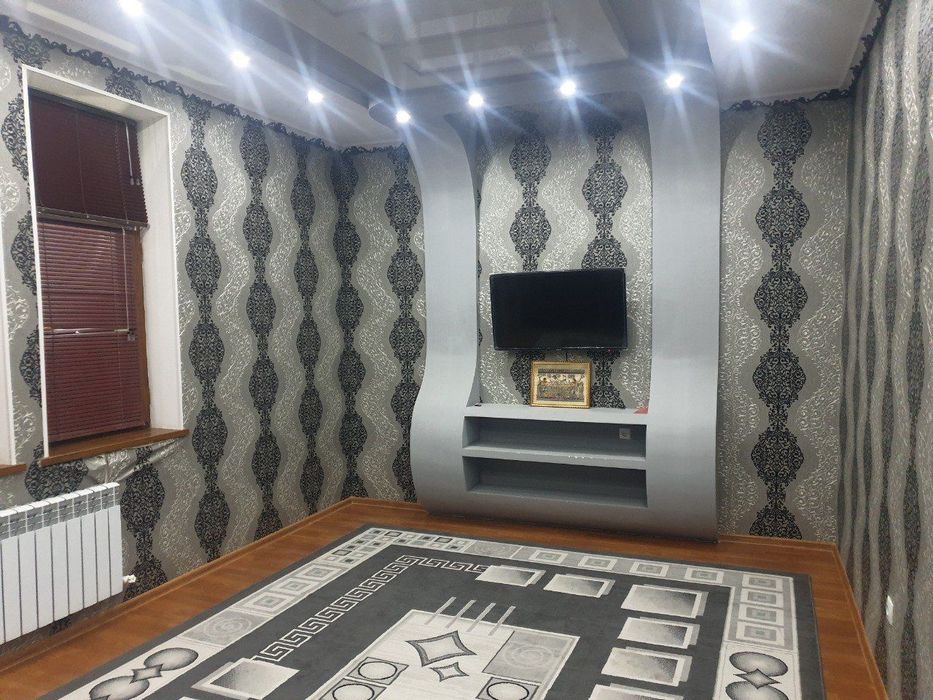 Срочно  жудаям шошилинч  арзонга   шахарди кок марказидан дом сотилади