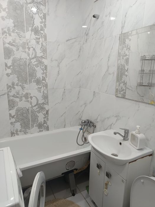 Сдам 2 ком,район ,,Айсберга"