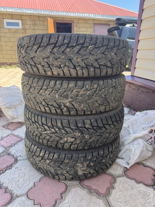 Продам шины зима 16 225/70