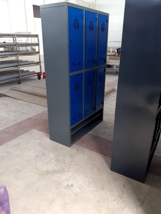Metal shkaf zavodlar ustaxonalar va sexlar uchun