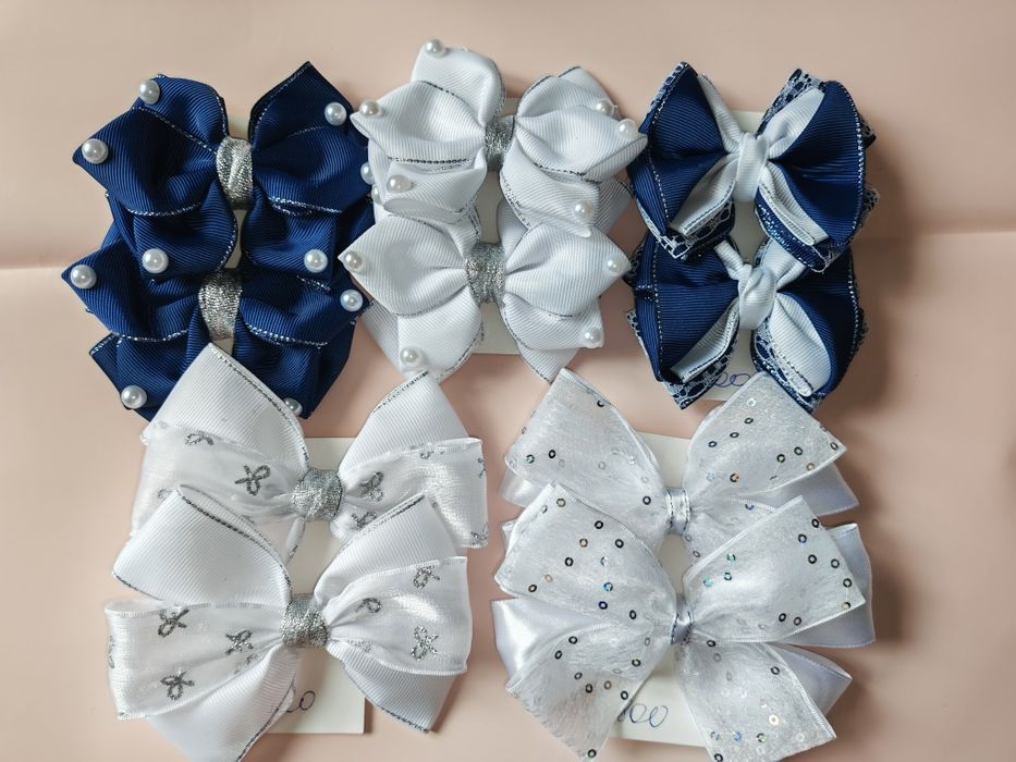 Аксессуары для волос ручной работы.