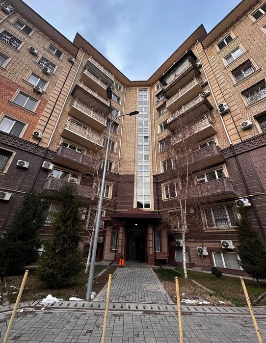 Габус Продается 5 ком квартира коробка Ц-2, Алайский Gabus