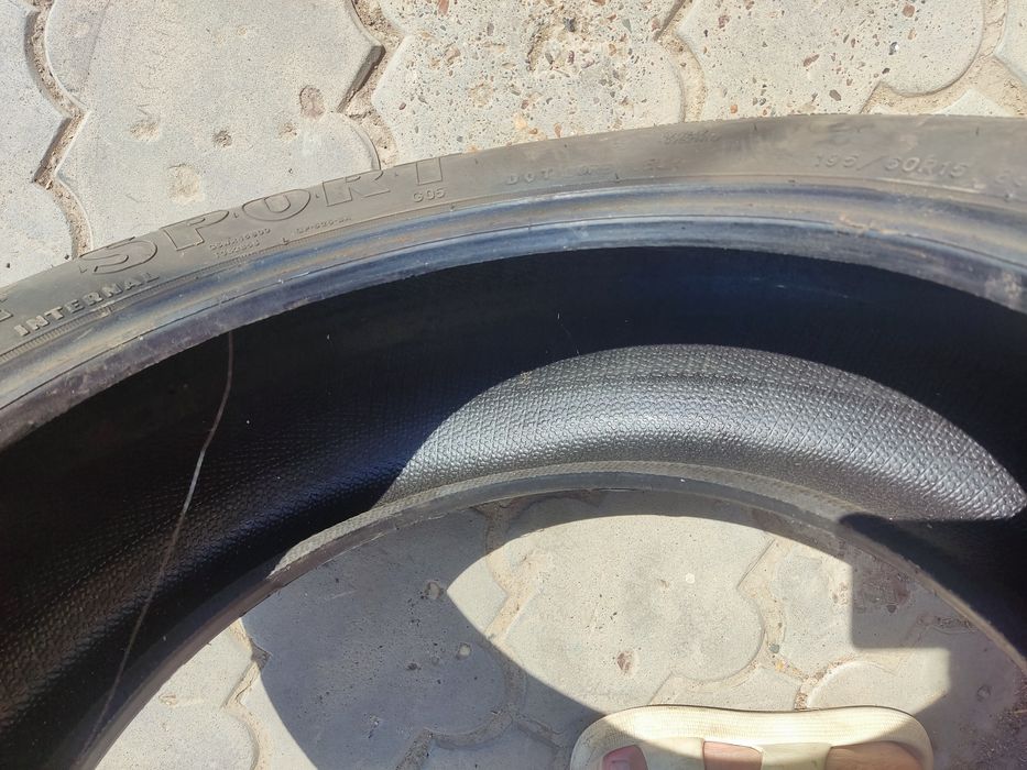 Продам автомобильную резину в хорошем состоянии