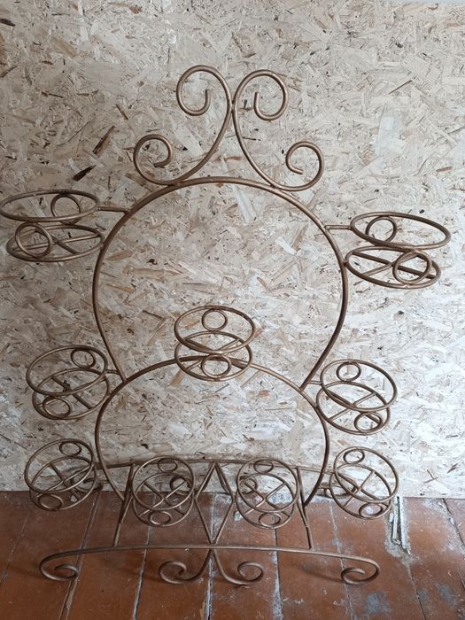 Подставка для цветов на 9 горшков