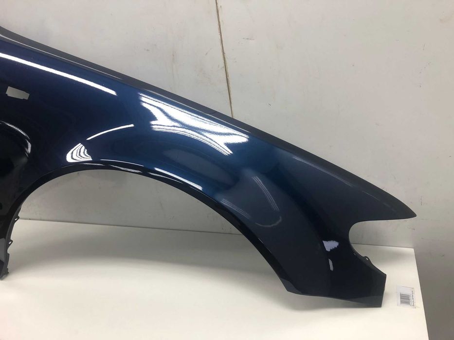 Aripa Fata Dreapta BMW E46 An 2002-2005 (A07 (Albastru))