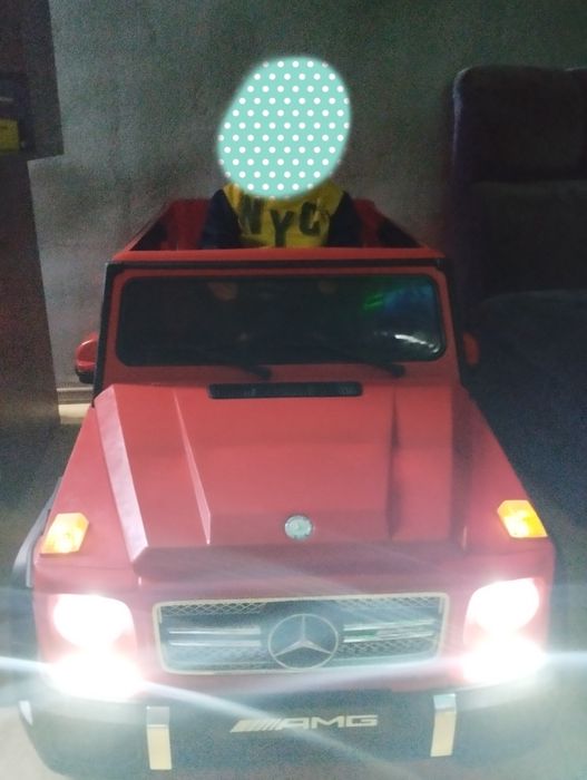 Детская электромобиль