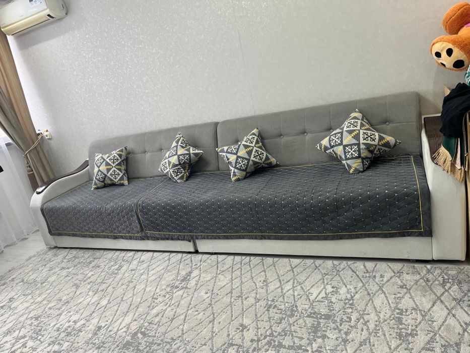 Продам Диван в хорошем состоянии