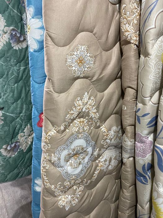 Продам теплое одеяло полуторка всесезонка  новое