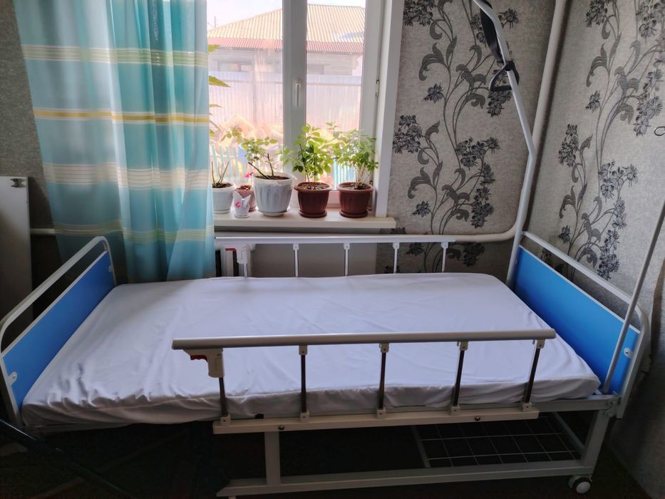 Кровать для лежачих больных