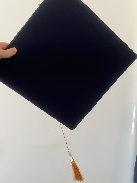 Продам  мантию для выпускников ниш