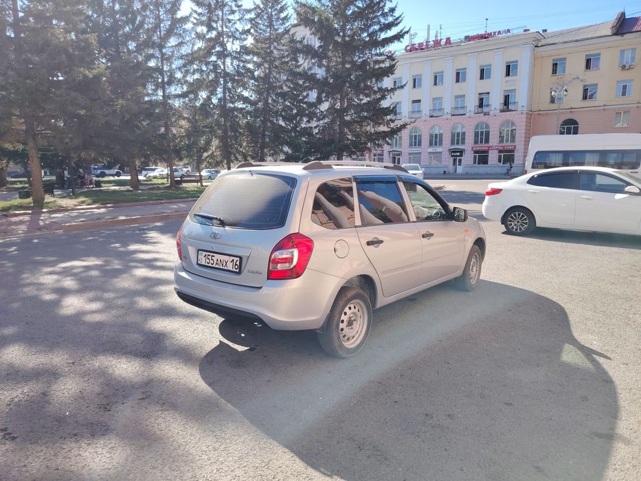 Продам автомобиль лада 2194