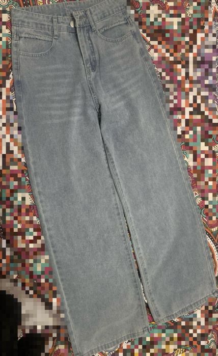 Продаю новые джинсы