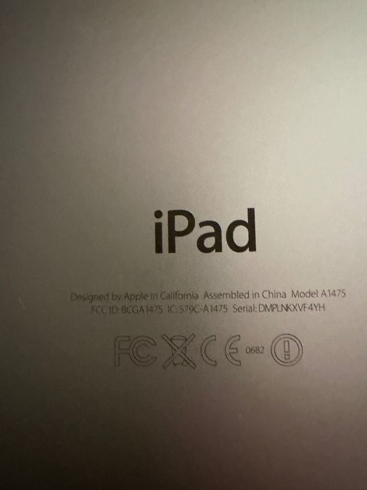iPad Air model 1475
