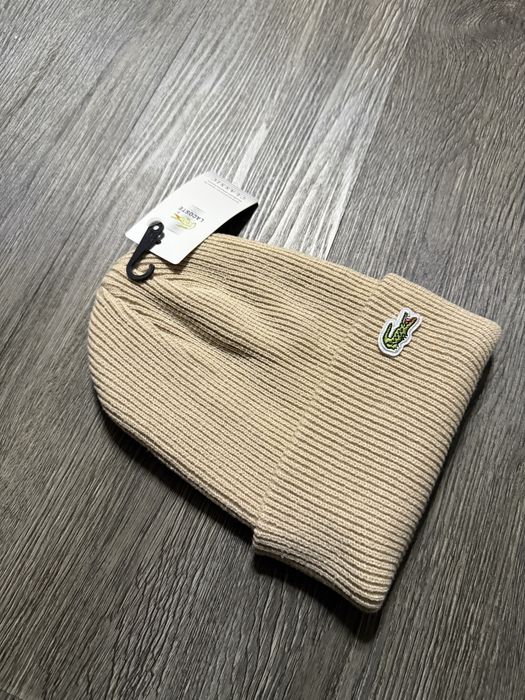 Caciula Fes Lacoste noua/new unisex