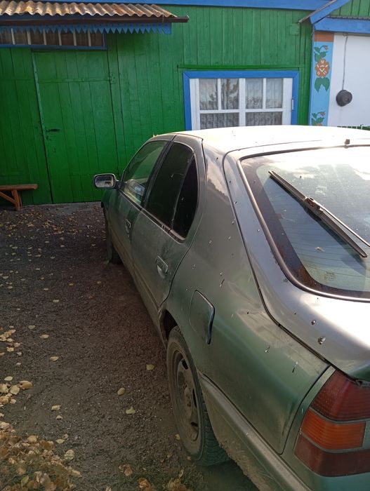 Продам нисан примера р10