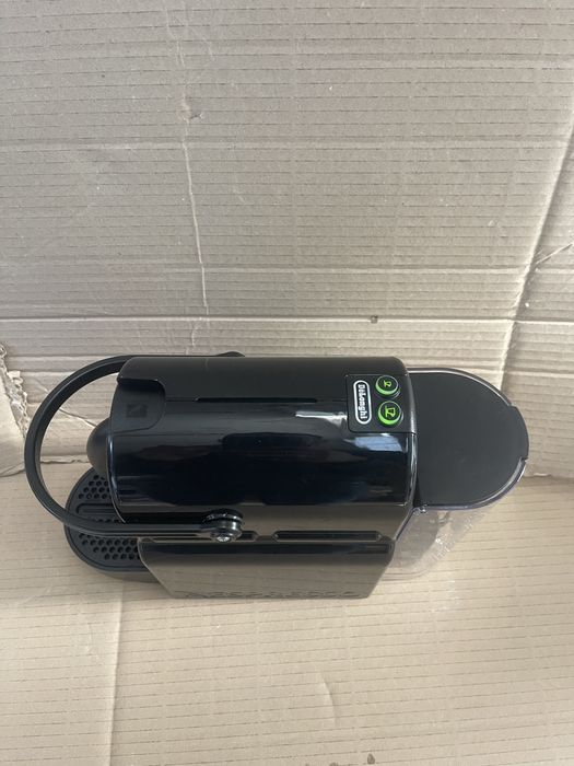 Кафемашина NESPRESSO Inssia